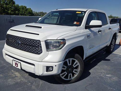 Super White 2018 Toyota Tundra SR5
