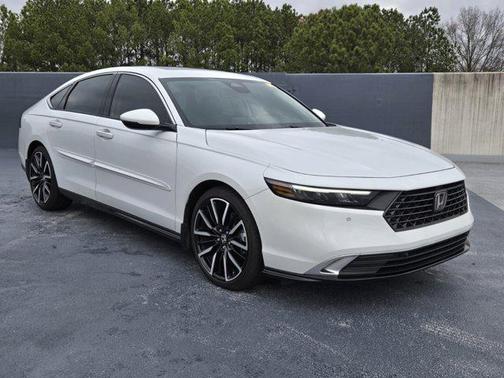 2023 Honda Accord Hybrid Touring