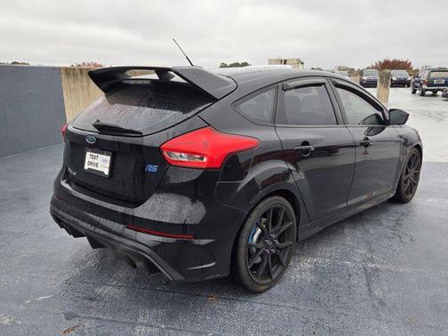 2017 Ford Focus RS Base