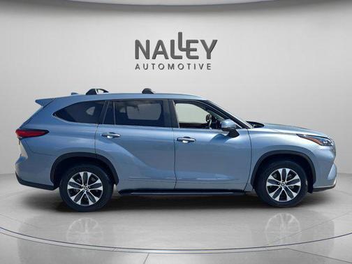 2023 Toyota Highlander Hybrid XLE