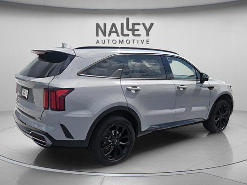Wolf Gray 2022 Kia Sorento SX