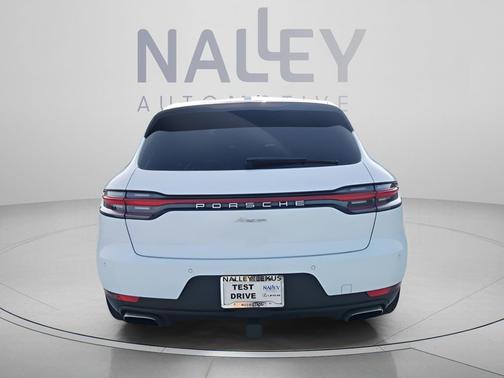 White 2021 Porsche Macan Macan