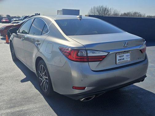 2017 Lexus ES 350 Base