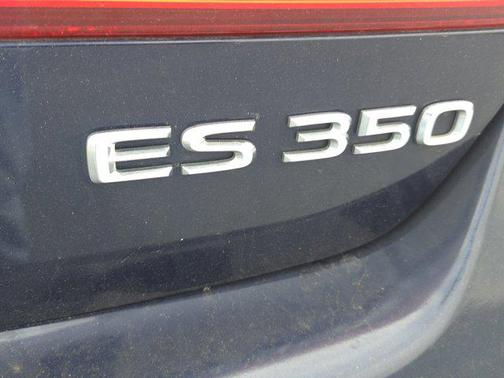 2011 Lexus ES 350 Base