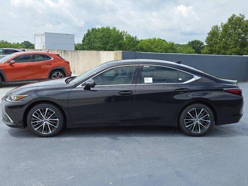 2025 Lexus ES 350 Base