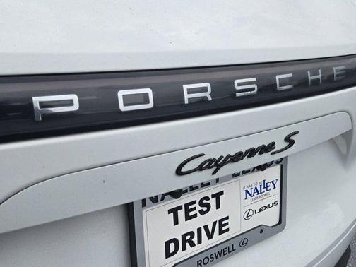 2021 Porsche Cayenne S