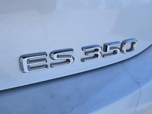 2021 Lexus ES 350 Base