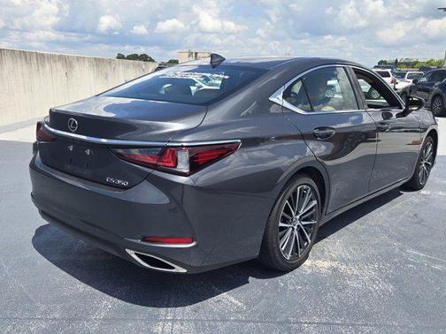 2025 Lexus ES 350 Base