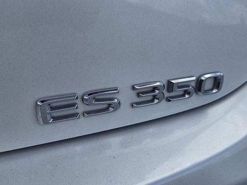 2022 Lexus ES 350 Ultra Luxury