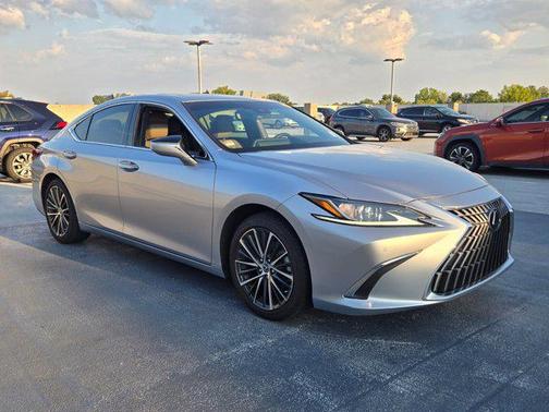 2022 Lexus ES 350 Base