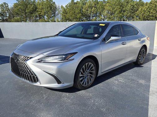 2025 Lexus ES 350 Ultra Luxury
