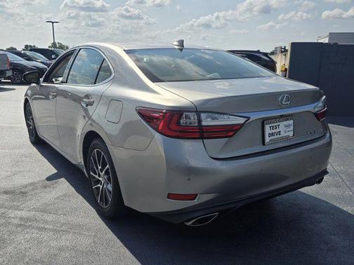 2016 Lexus ES 350 Base