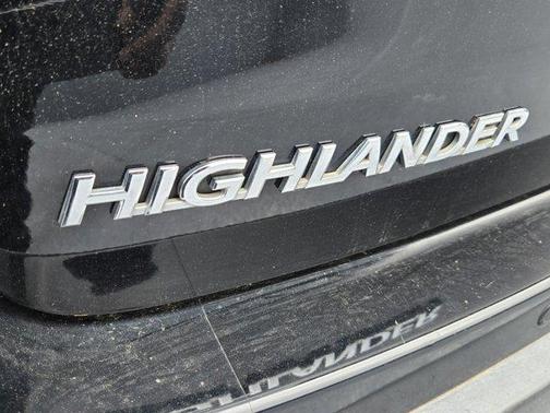 2016 Toyota Highlander Limited Platinum