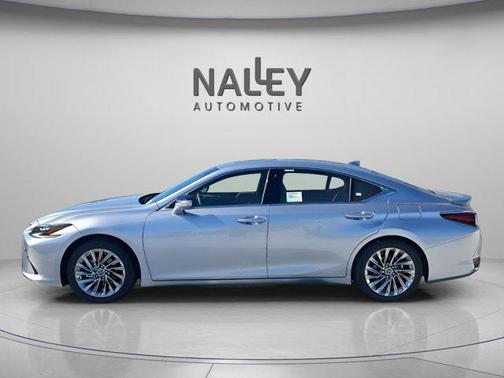 2025 Lexus ES 300h Ultra Luxury
