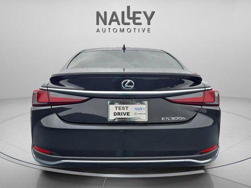 2025 Lexus ES 300h Base