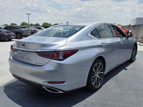 2025 Lexus ES 350 Base