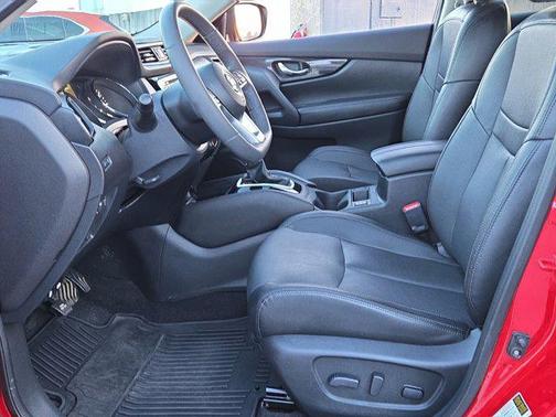 2017 Nissan Rogue Hybrid SL