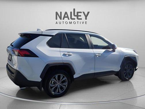 2025 Toyota RAV4 Hybrid XLE Premium