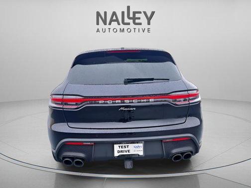 2023 Porsche Macan Base