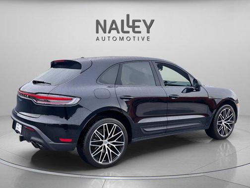 2023 Porsche Macan Base