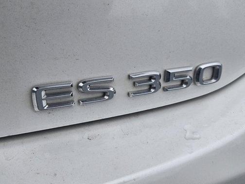 2023 Lexus ES 350 Base
