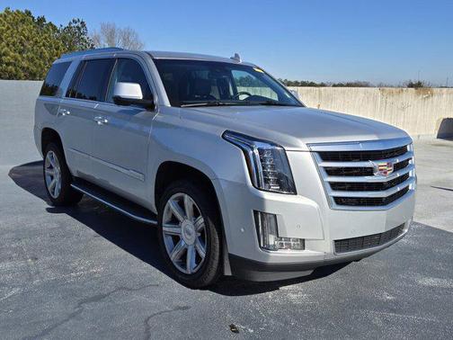 2020 Cadillac Escalade Luxury