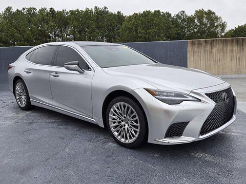 2025 Lexus LS 500 Base