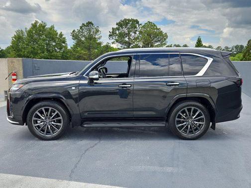 2025 Lexus LX 600 Base