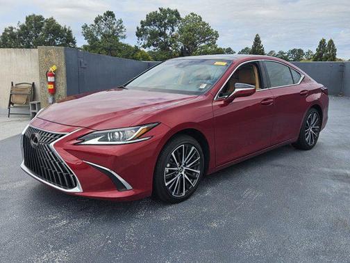 2025 Lexus ES 350 Base