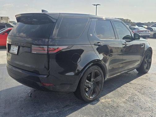 2024 Land Rover Discovery Dynamic SE