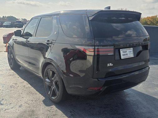 2024 Land Rover Discovery Dynamic SE