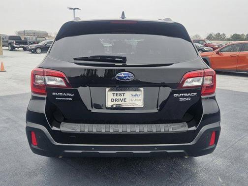 2018 Subaru Outback 3.6R Touring