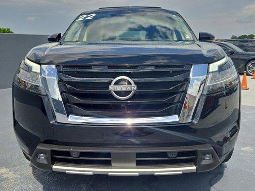 2022 Nissan Pathfinder Platinum 4WD