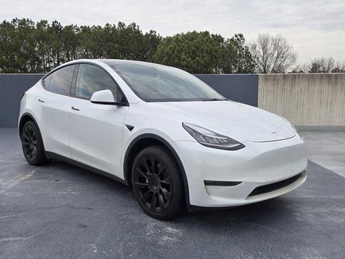 2023 Tesla Model Y Long Range Dual Motor All-Wheel Drive