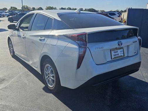 2016 Toyota Prius Four