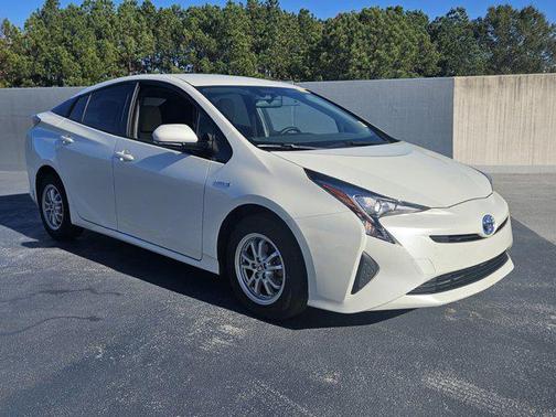 2016 Toyota Prius Four
