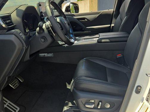 2023 Lexus LX 600 Base