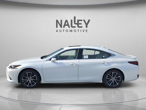 2025 Lexus ES 300h Base