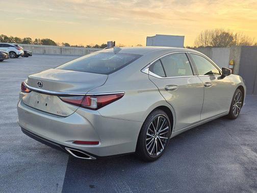 2025 Lexus ES 350 Base