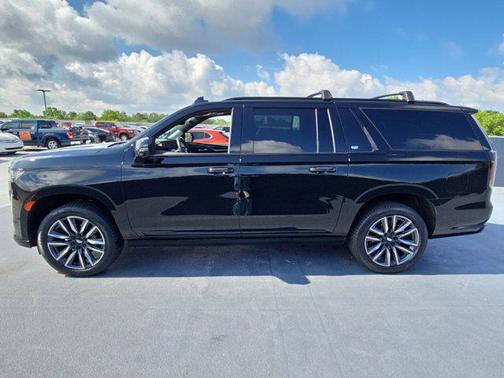 2023 Cadillac Escalade ESV Sport Platinum