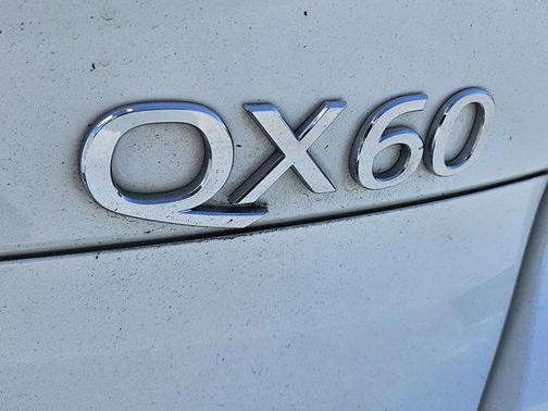 2017 INFINITI QX60 Base