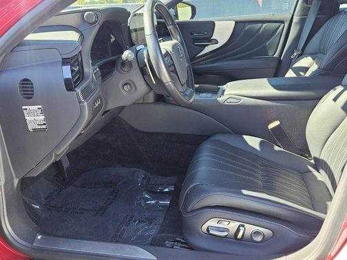 2023 Lexus LS 500h Base