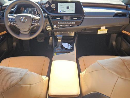 2025 Lexus ES 350 Base