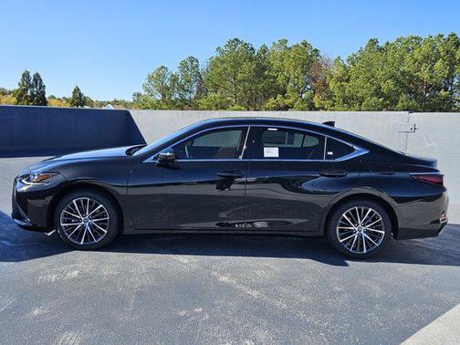 2025 Lexus ES 350 Base