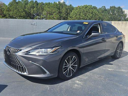 2024 Lexus ES 300h Base