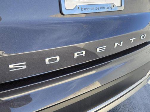 2022 Kia Sorento Hybrid EX