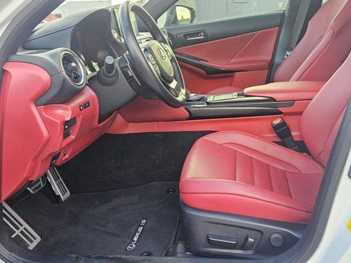 2022 Lexus IS 350 Base