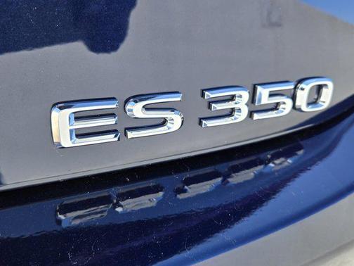 2025 Lexus ES 350 Base