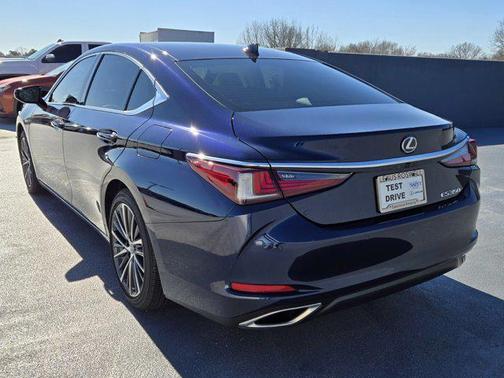 2025 Lexus ES 350 Base