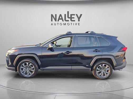 2022 Toyota RAV4 Hybrid XLE Premium